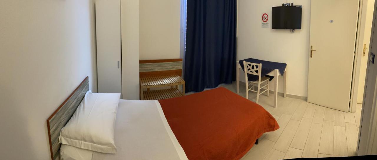 B&B Del Corso - Affittacamere Giulianova Exterior photo